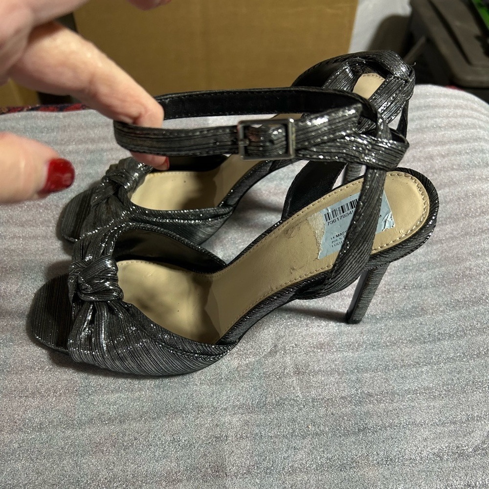 I Miller Elegant Black Strappy Heels